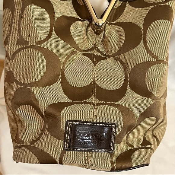 Coach stripe satchel purse bag with clasp brown and tan beige - Picture 8 of 9